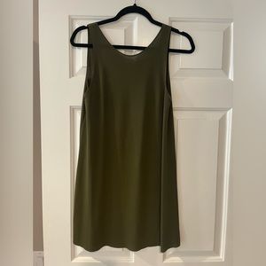 Brandy Melville Knit Going Out Dress w/Open Back Size Small; Great Condition